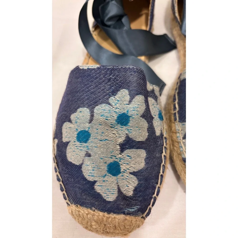 Marc Fisher Valicia2 Floral Espadrille Flats Blue White Ribbon Tie Ankle 8.5M